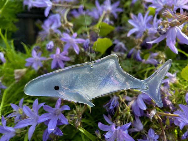 Charger l'image dans la galerie, Glass shark ornament hanging among purple flowers