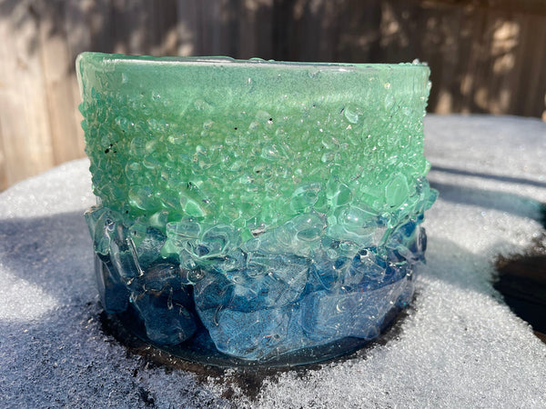 Load image into Gallery viewer, Ocean Arc Glass | Handcrafted Coastal Decor | The Glass Bakery

