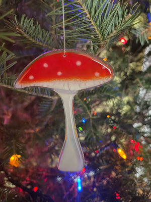 Champignons en verre fondu