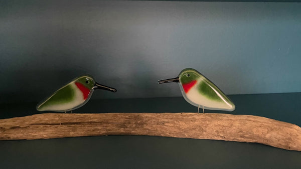 Load image into Gallery viewer, handcrafted fused glass hummingbird pair in blue room
