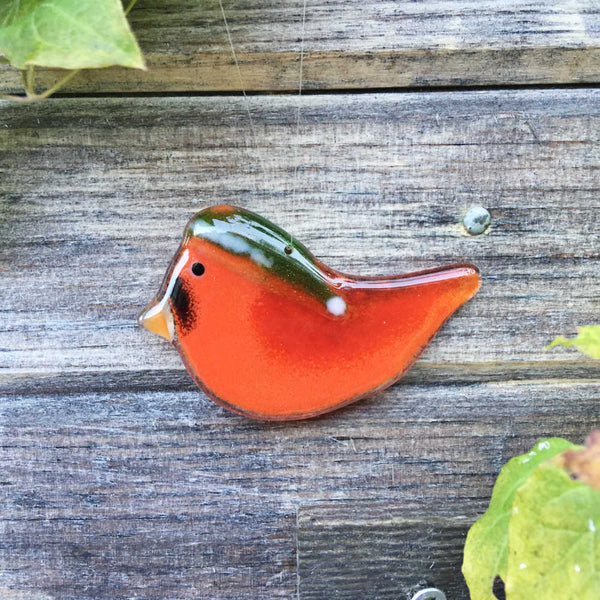 Charger l&#39;image dans la galerie, Bright red glass Cardinal in a green Elf Hat: Hanging Christmas Ornament by The Glass Bakery
