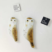 Load image into Gallery viewer, Two different sized brown speckled glass owl bird ornaments with a white chest. The birds are placed on a white background.
